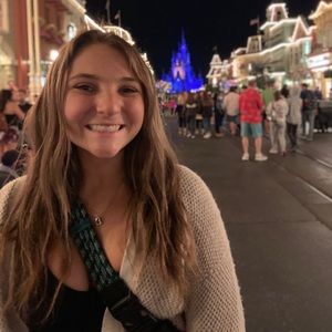 Meet your Posher, Rebecca